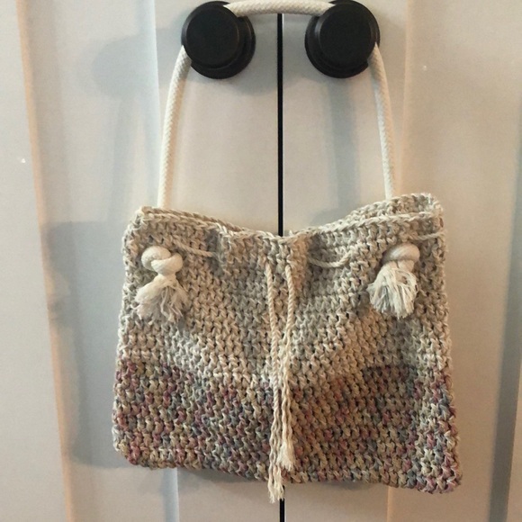 Handbags - Cutting crocheted bag